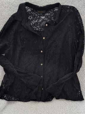 BOLD elements Black Lace Button-Down Shirt